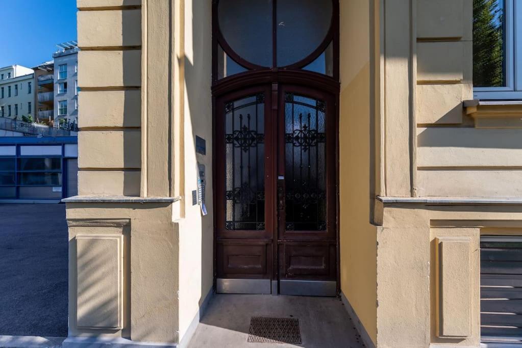 Lite 1Br Near Metro & Center By Hm Lejlighed Wien Eksteriør billede